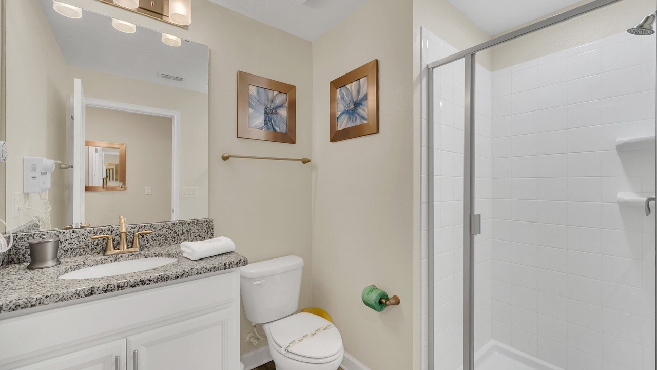 Photo of Bathroom in Davenport