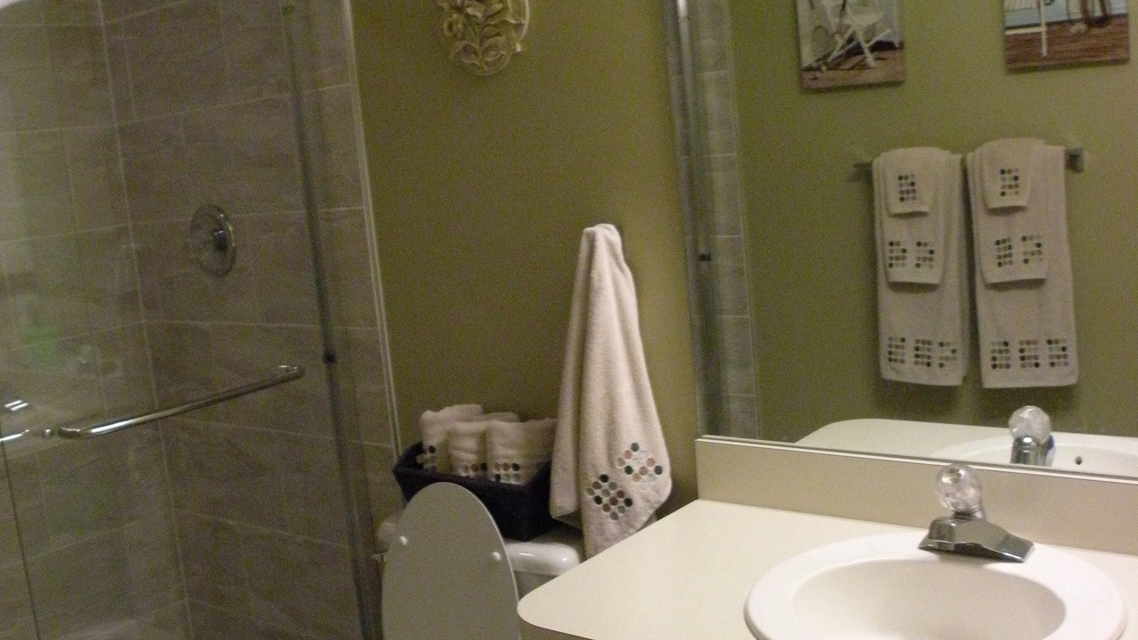 Photo of Bathroom in Biggar