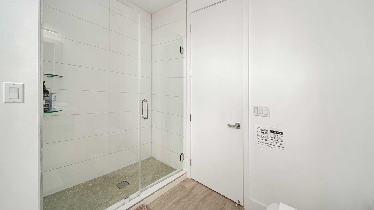 Photo of Bathroom in Coral Way