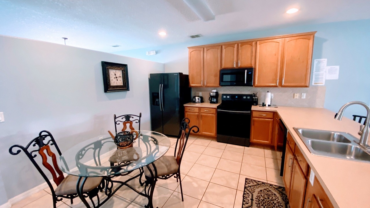 Photo of Kitchen in Buena Ventura Lakes