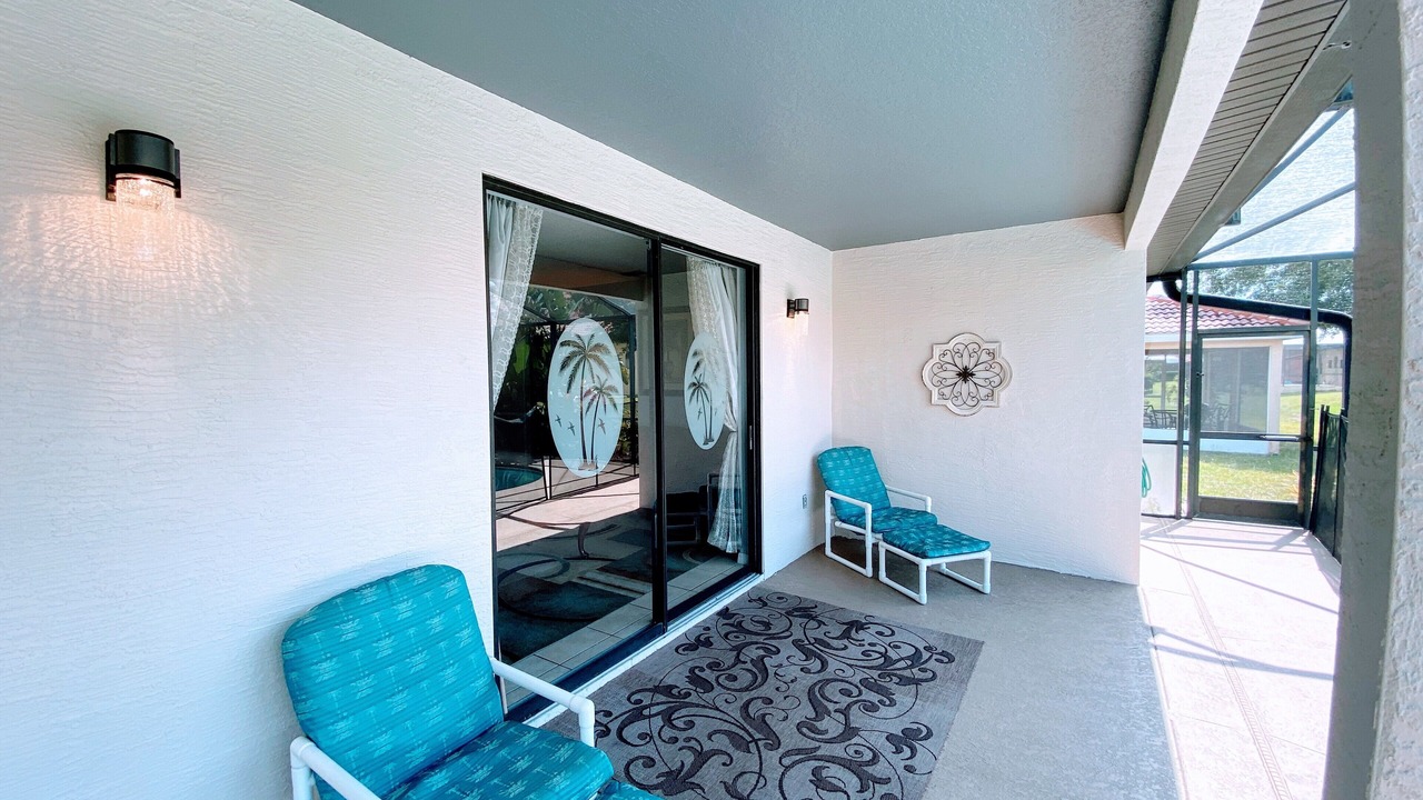 Photo of Patio Balcony in Buena Ventura Lakes