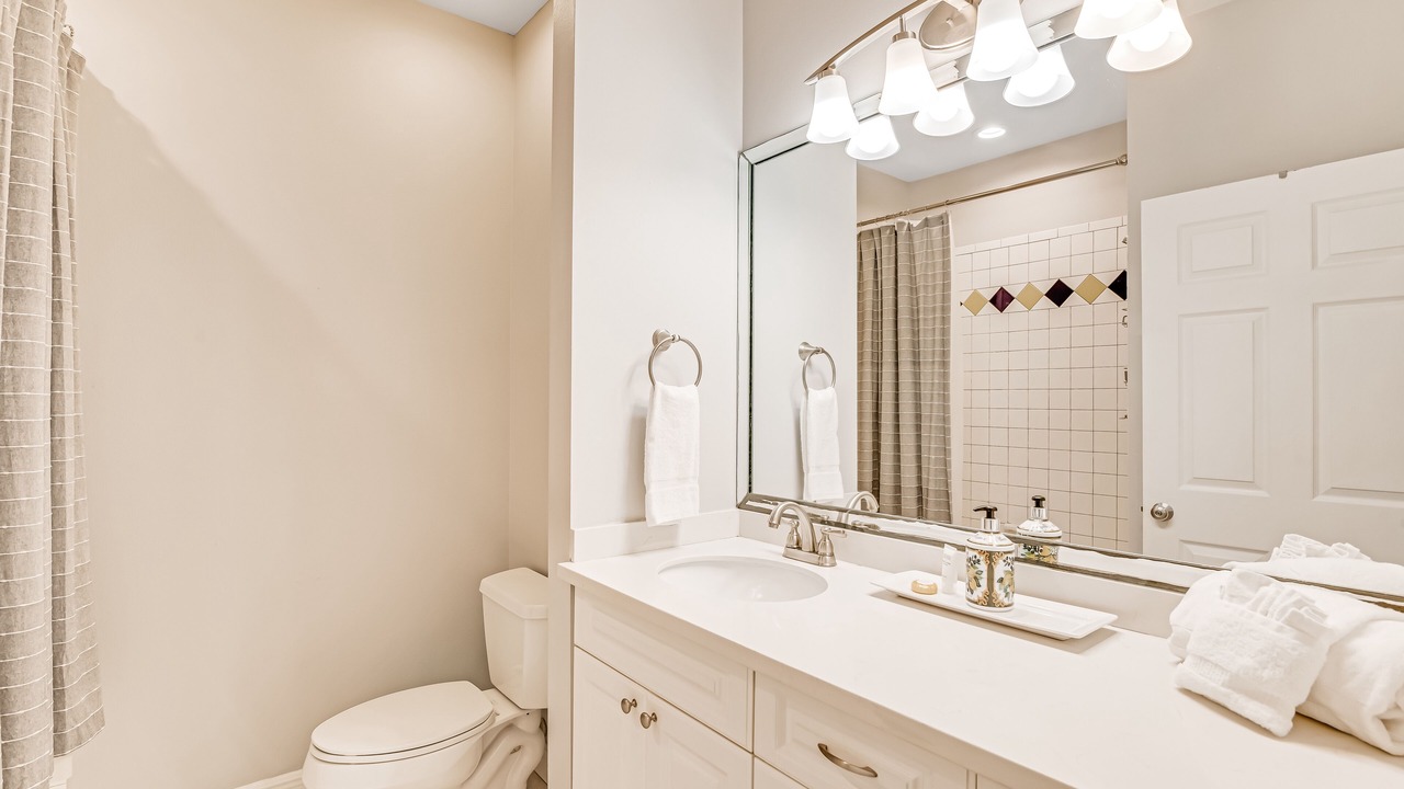 Photo of Bathroom in White Sands