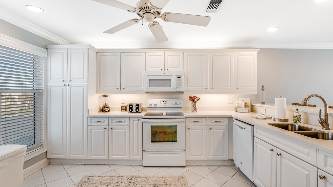 Photo of Kitchen in White Sands