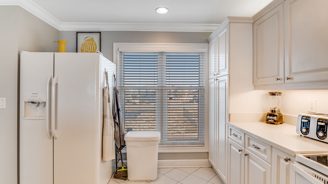 Photo of Kitchen in White Sands