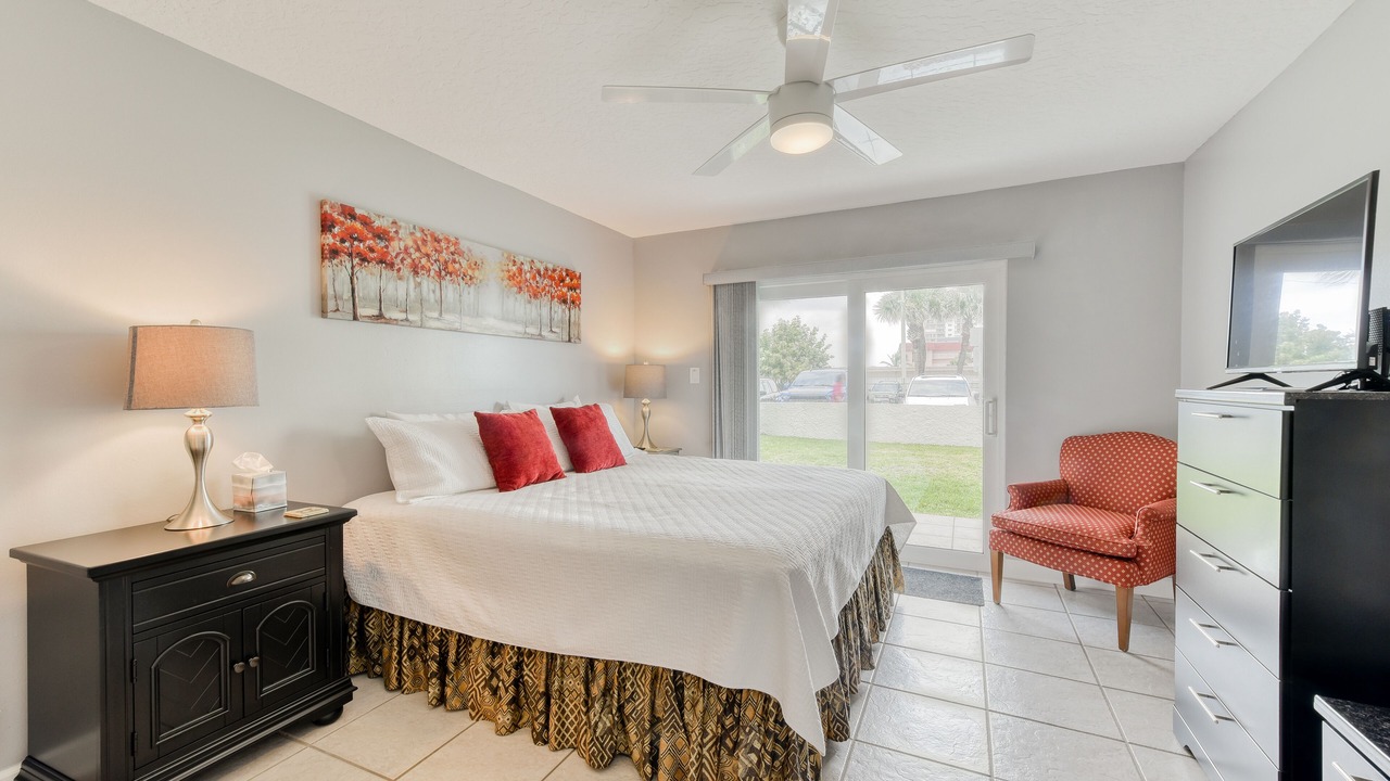 Photo of Bedroom in Cocoa Beach