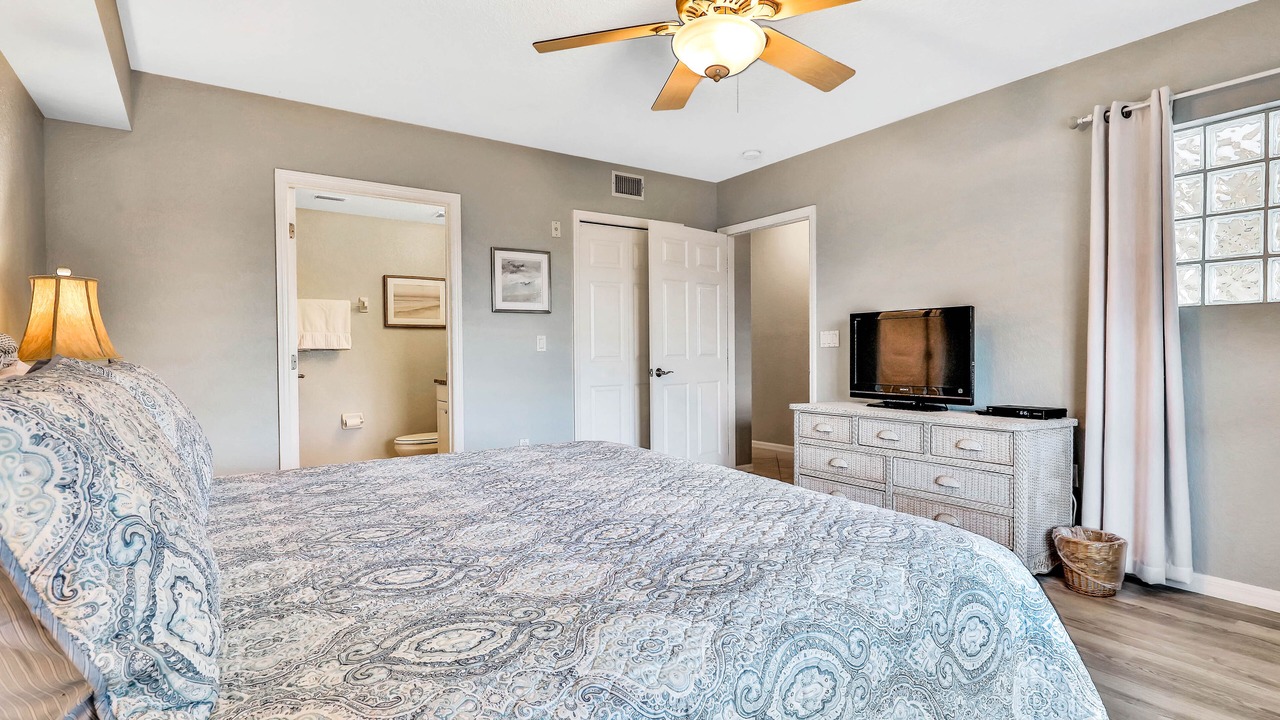 Photo of Bedroom in Independence Square