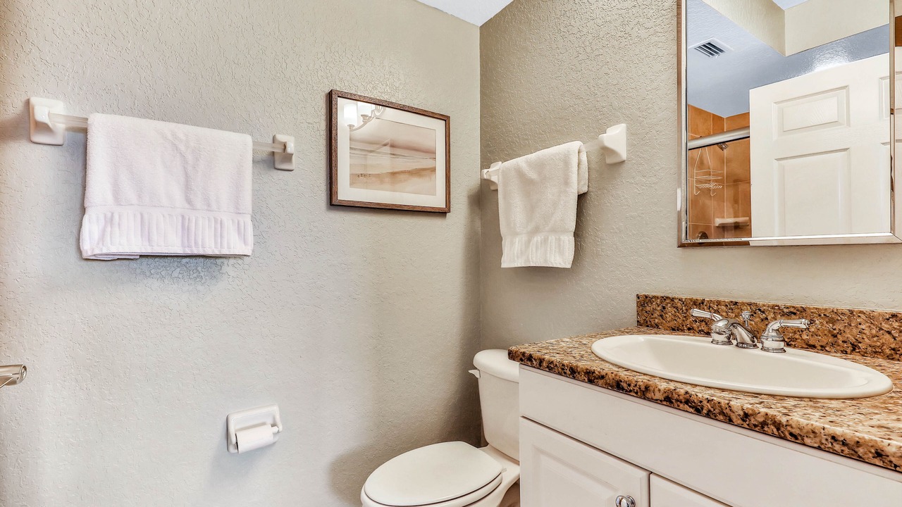 Photo of Bathroom in Independence Square