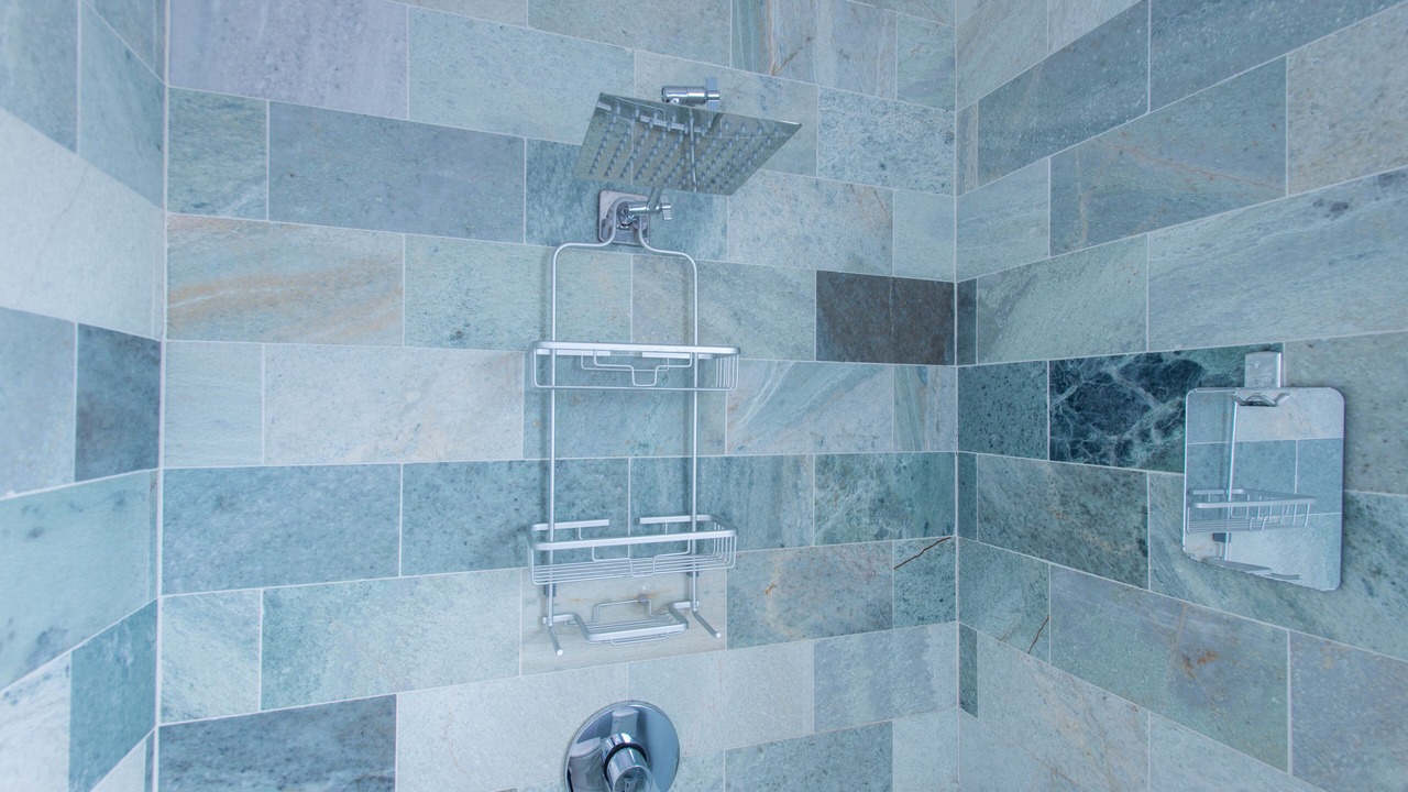 Photo of Bathroom in Parrot Cove