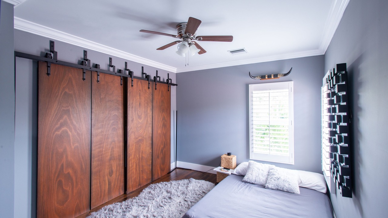 Photo of Bedroom in Parrot Cove