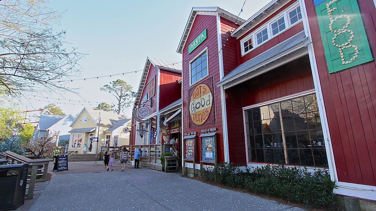 Photo of Others in Baytowne Wharf