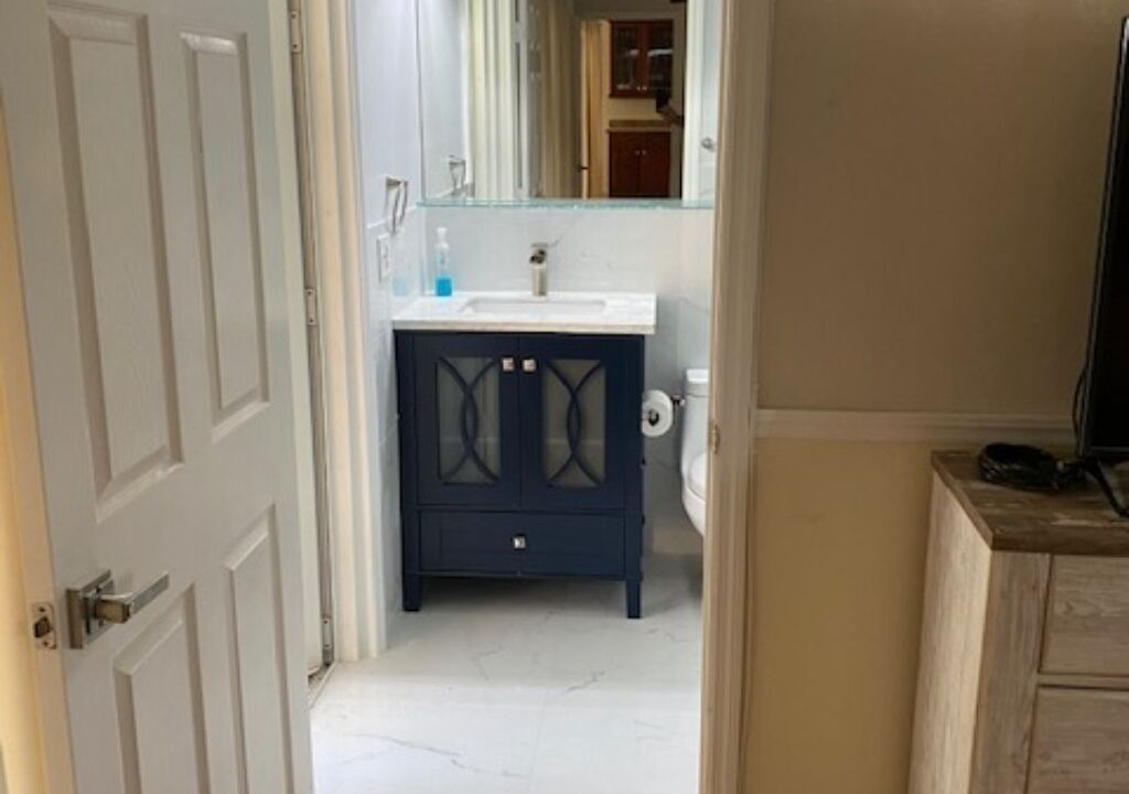Photo of Bathroom in Cypress Lakes
