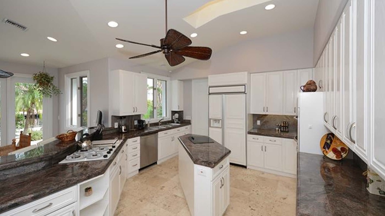 Photo of Kitchen in Seven Isles