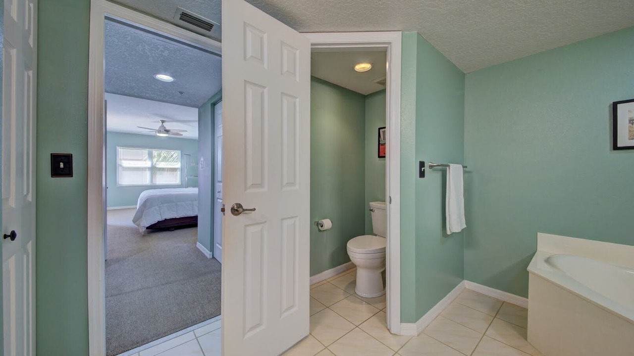 Photo of Bathroom in Port Canaveral