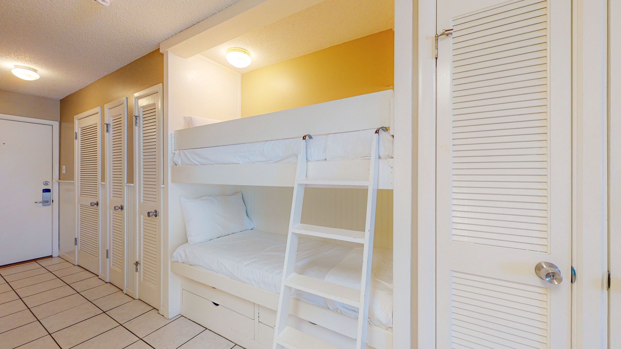 Photo of Bedroom in Fort Bay