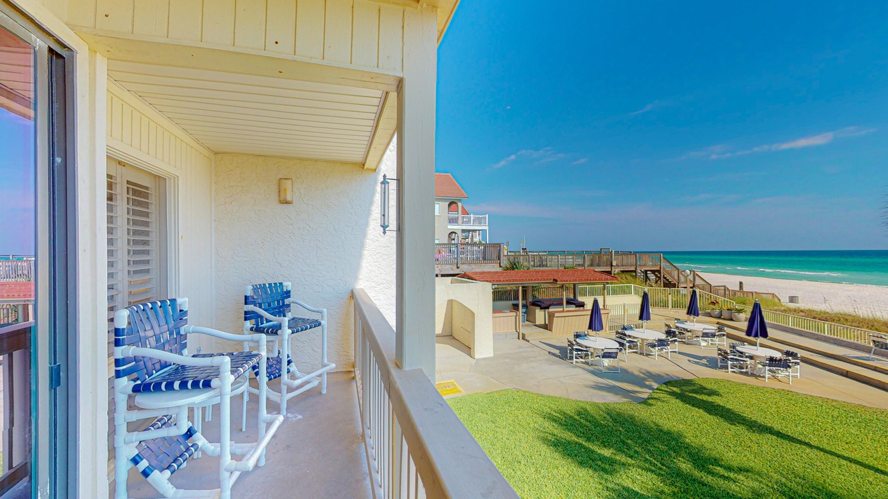 Photo of Patio Balcony in Fort Bay