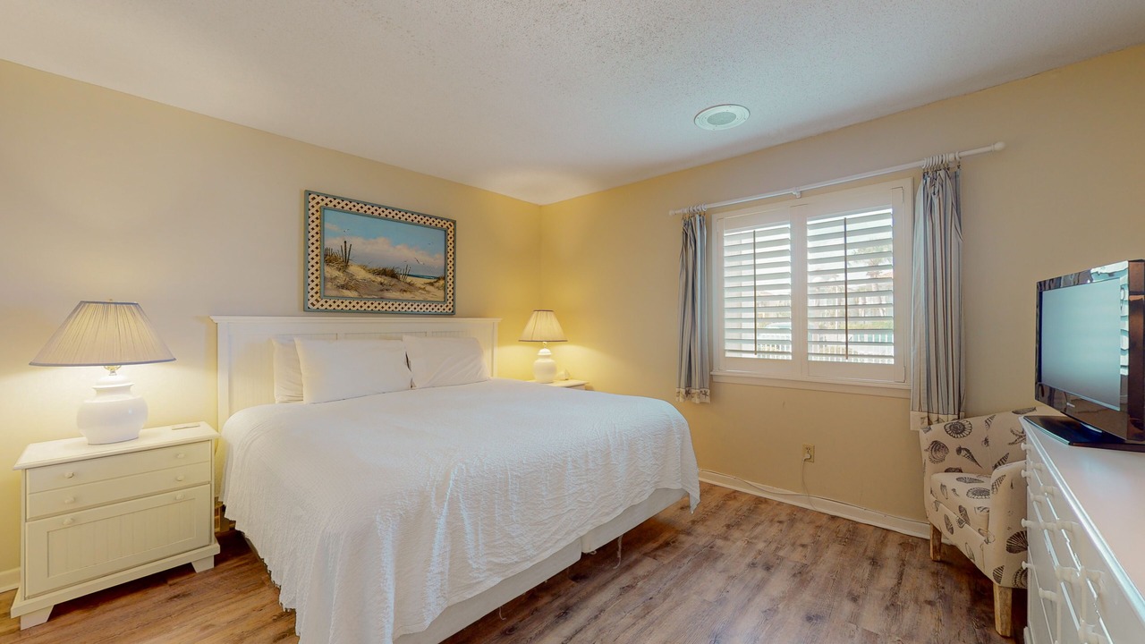 Photo of Bedroom in Fort Bay