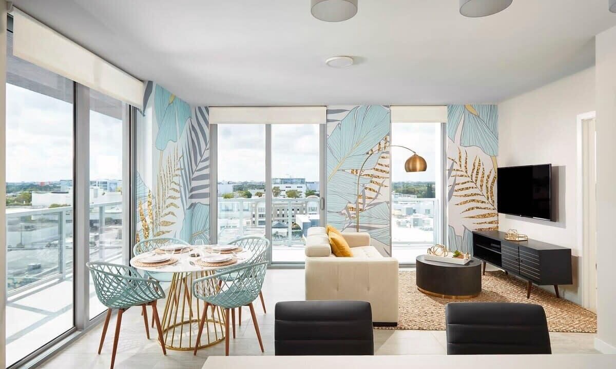 Photo of Livingroom in Northeast Miami