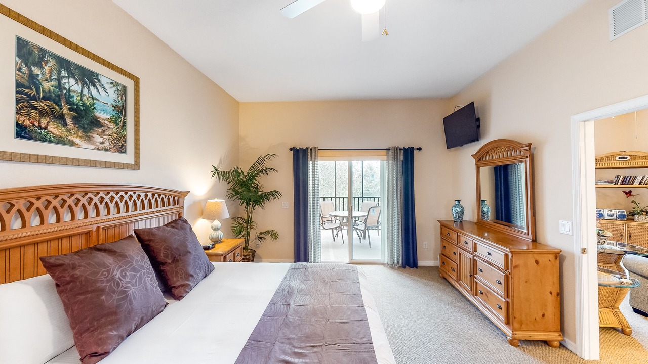 Photo of Bedroom in Bahama Bay