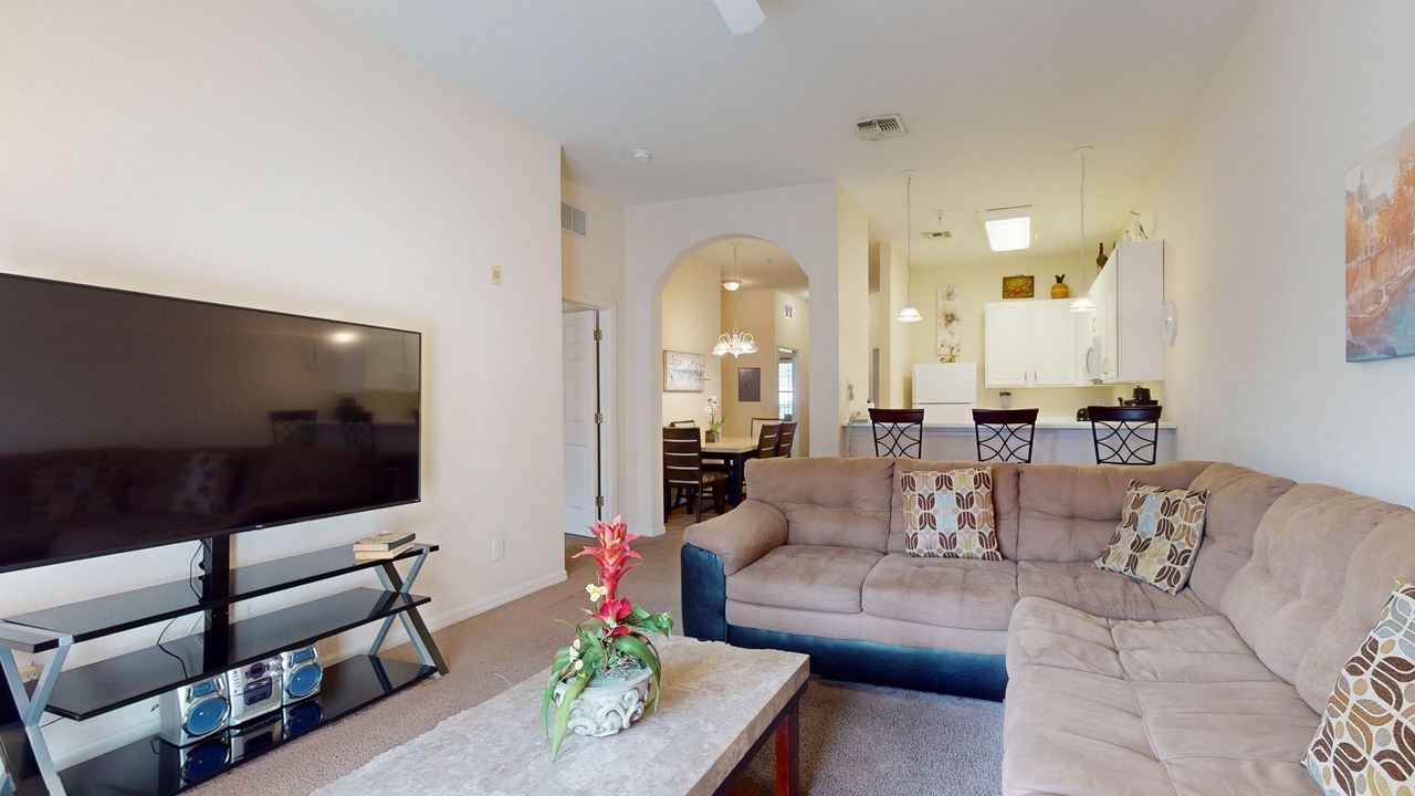 Photo of Livingroom in Bahama Bay