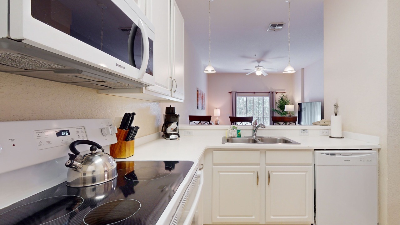 Photo of Kitchen in Bahama Bay