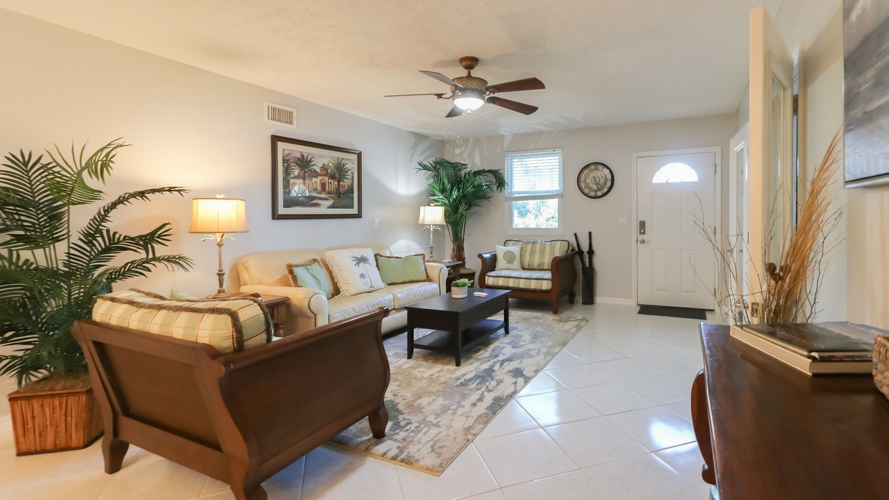 Photo of Livingroom in Roseland