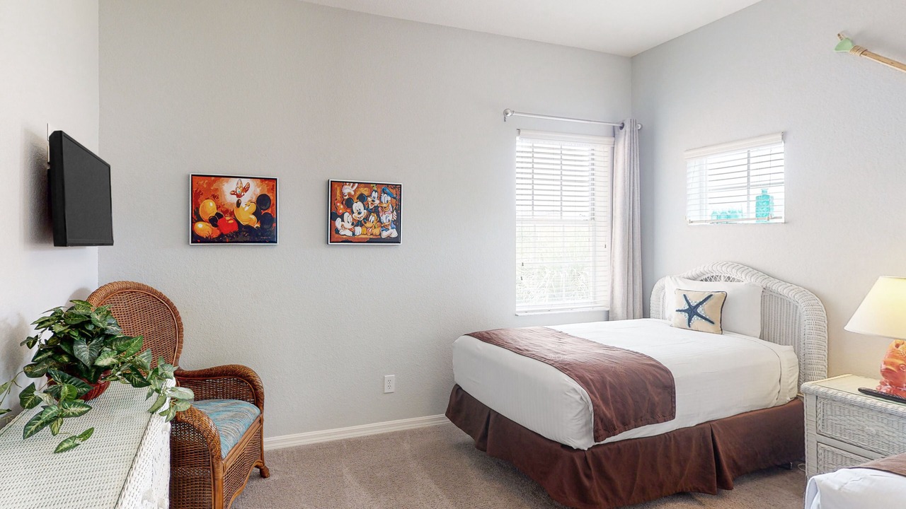 Photo of Bedroom in Bahama Bay