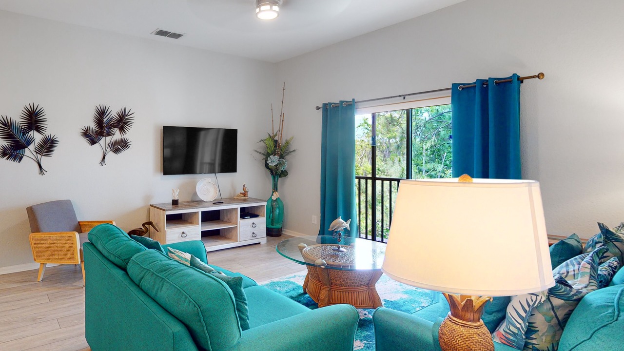 Photo of Livingroom in Bahama Bay
