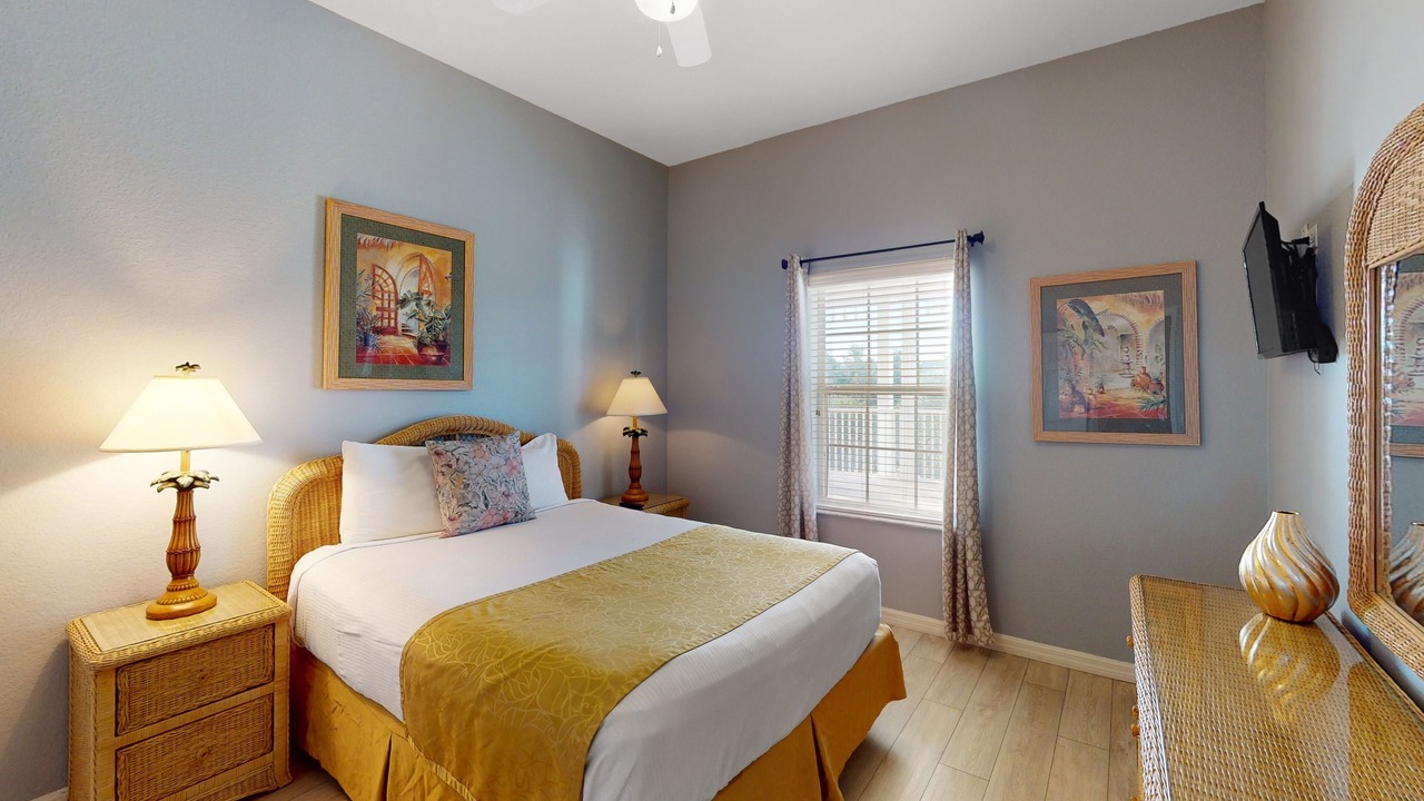 Photo of Bedroom in Bahama Bay