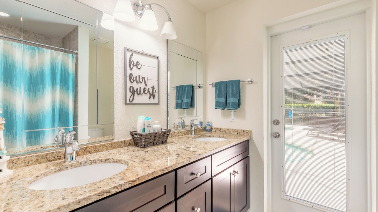 Photo of Bathroom in Samsula-Spruce Creek