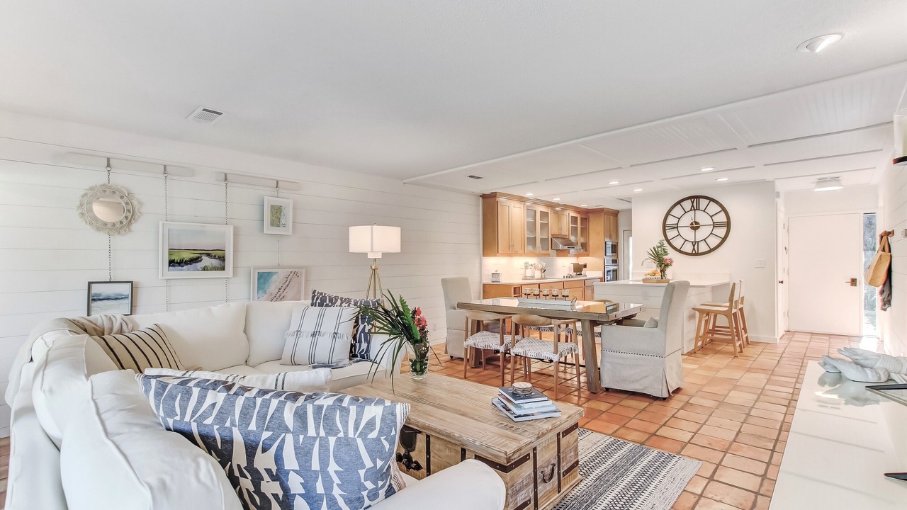 Photo of Livingroom in Fernandina Beach