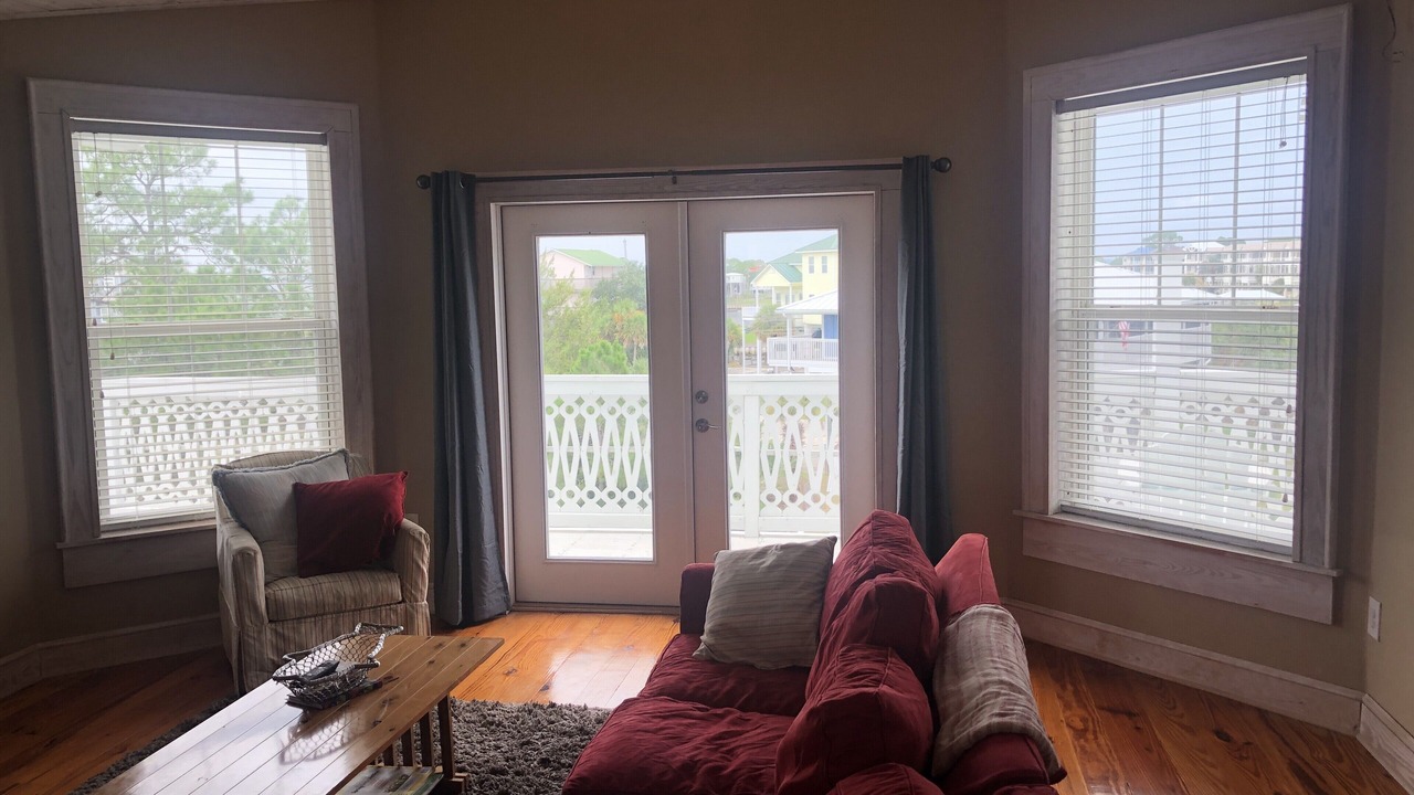 Photo of Livingroom in Crawfordville