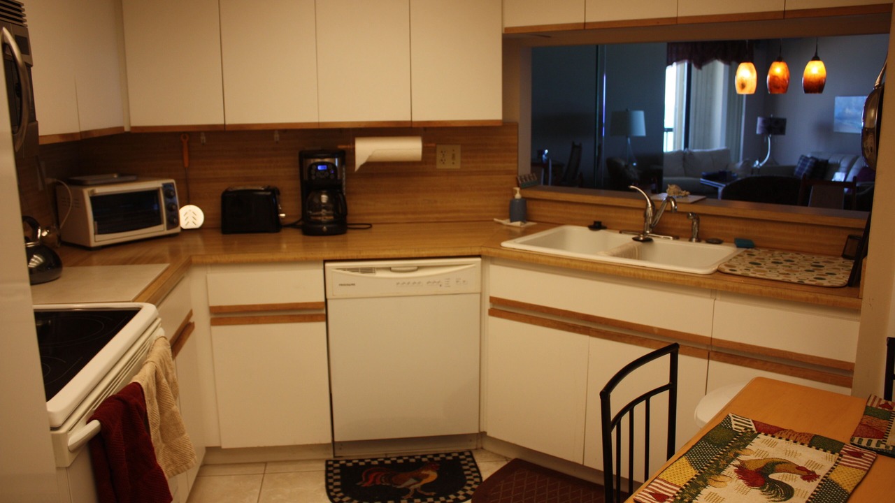 Photo of Kitchen in Hutchinson Island South