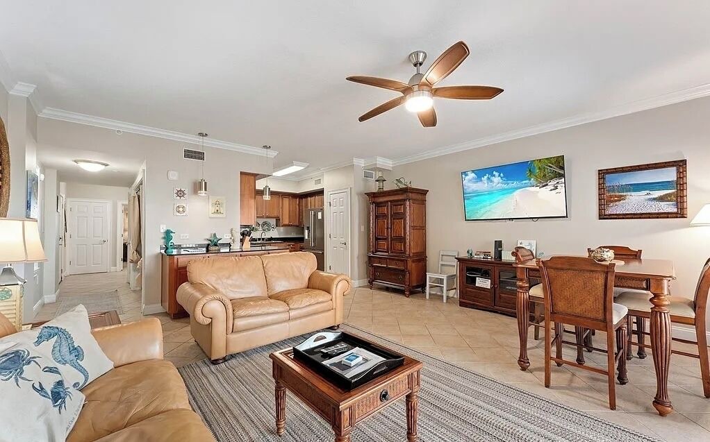 Photo of Livingroom in Mexico Beach