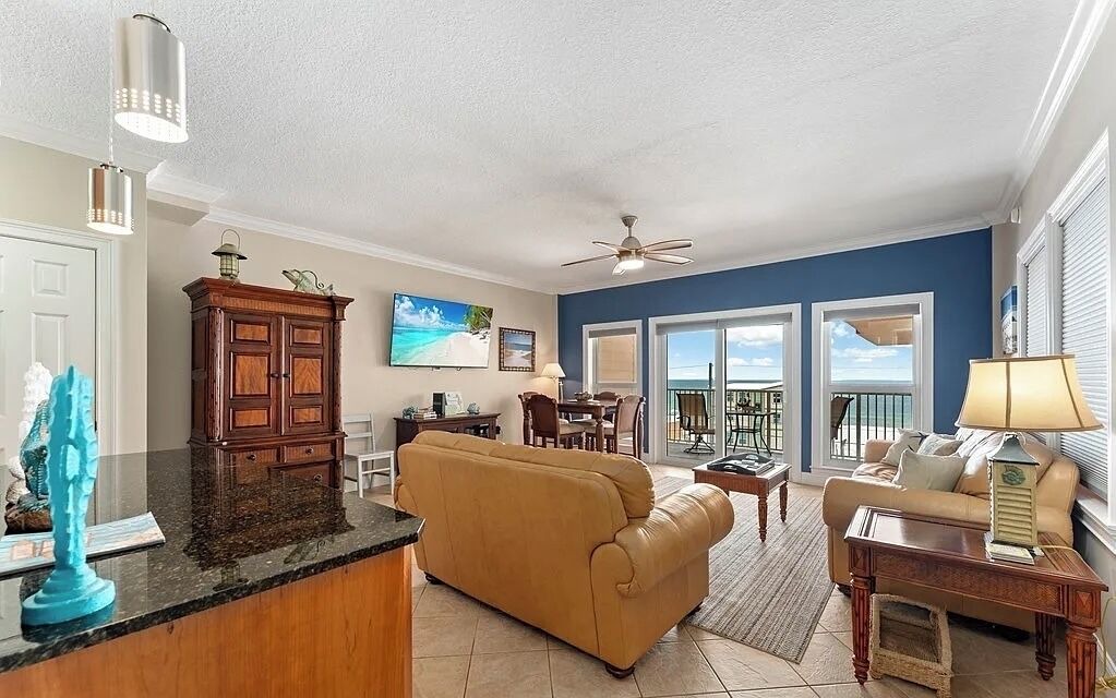 Photo of Livingroom in Mexico Beach