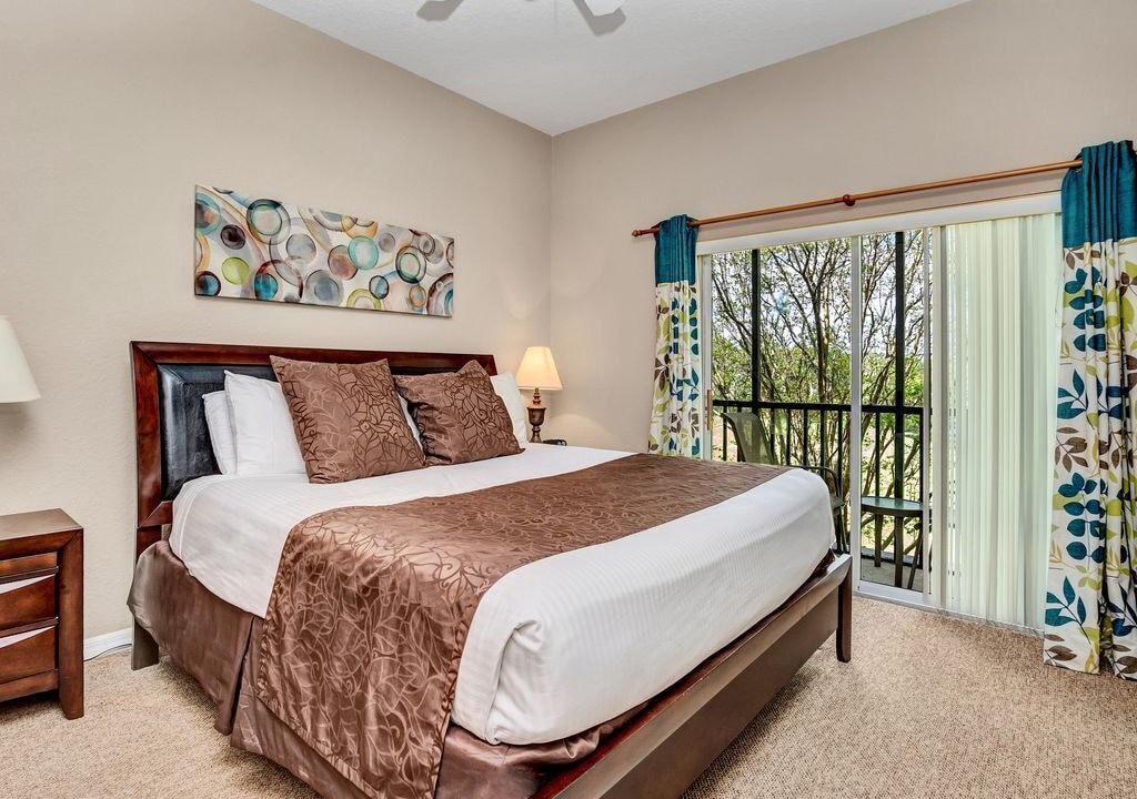 Photo of Bedroom in Bahama Bay