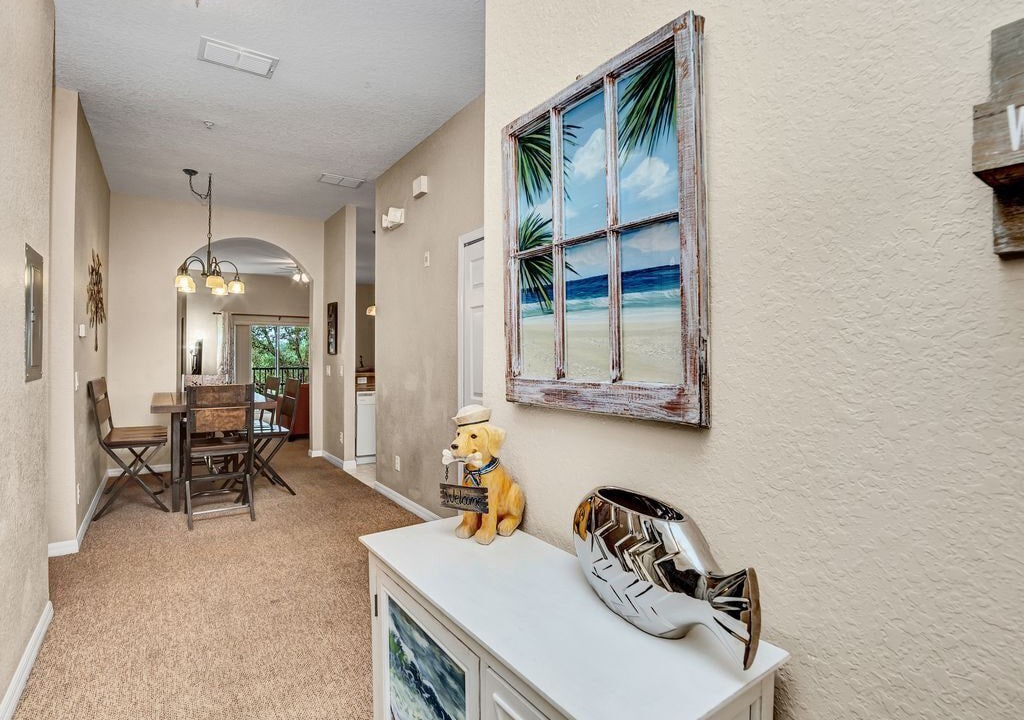 Photo of Livingroom in Bahama Bay