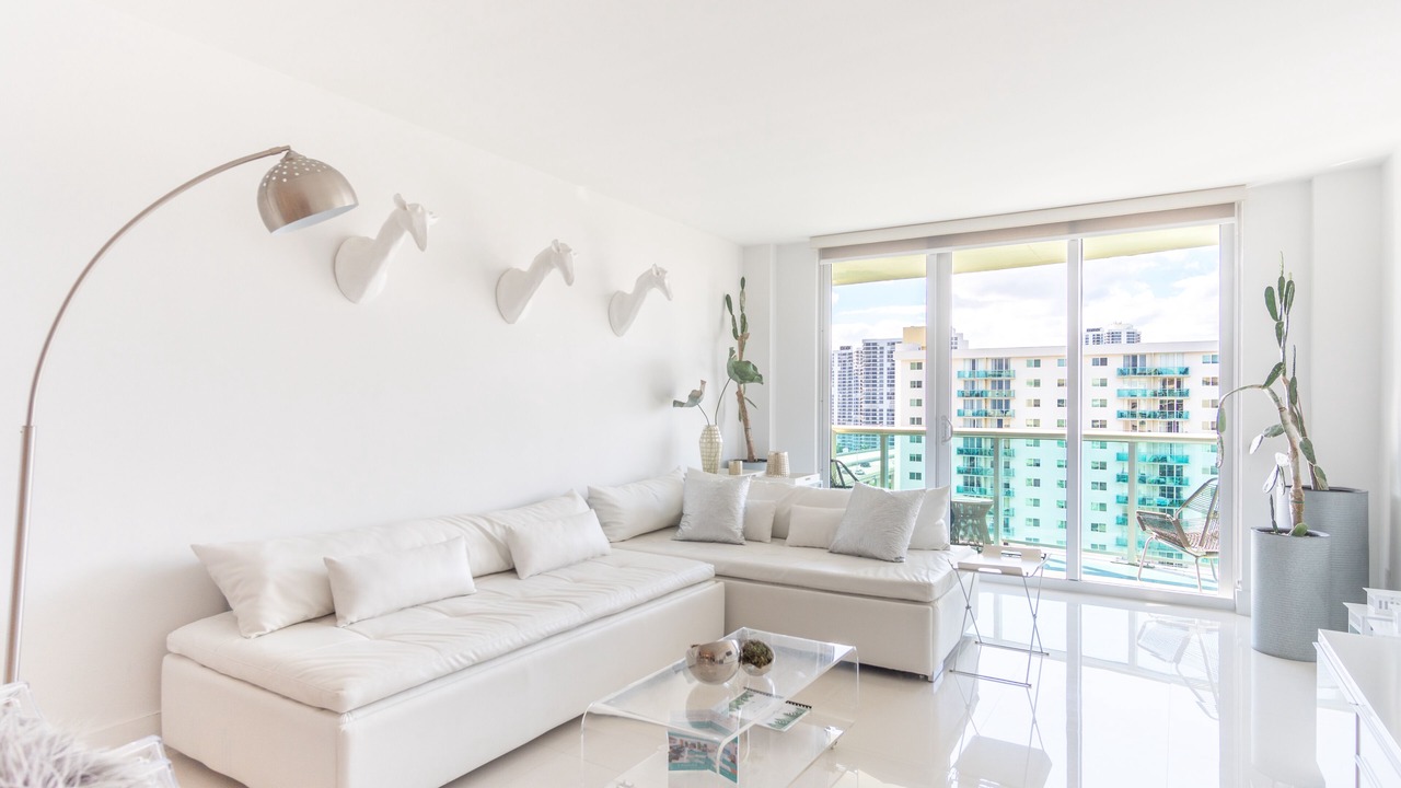 Photo of Livingroom in Sunny Isles Beach