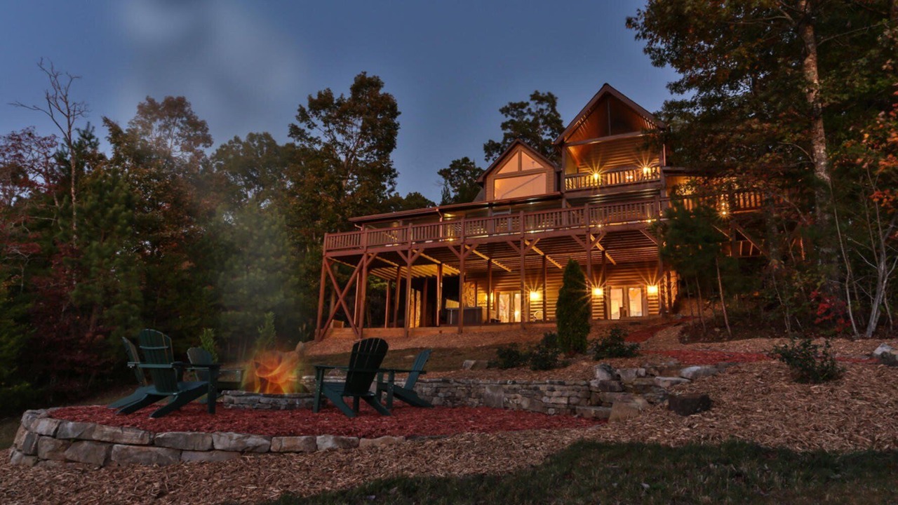 Photo of Outdoor in Mineral Bluff