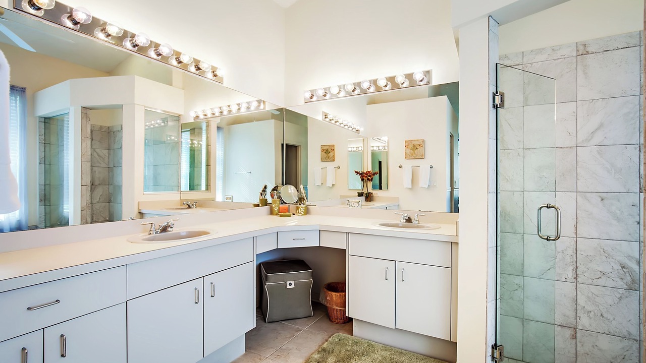 Photo of Bathroom in Pipers Meadow