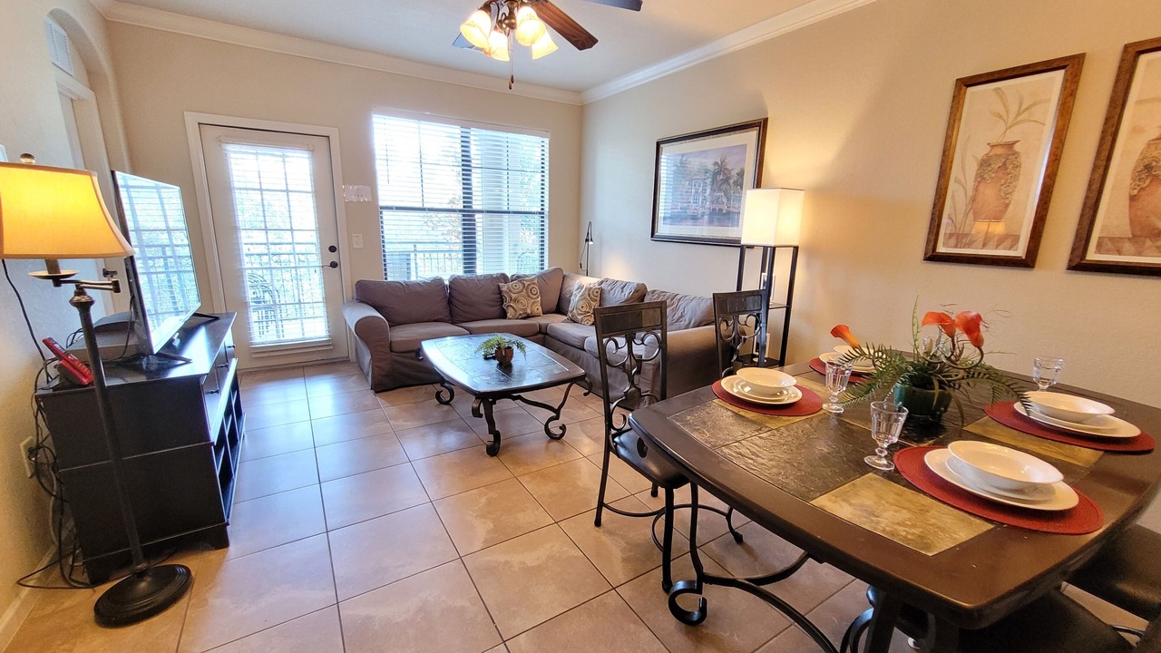 Photo of Livingroom in Davenport
