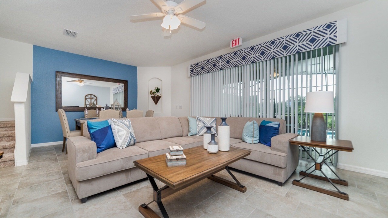 Photo of Livingroom in Davenport
