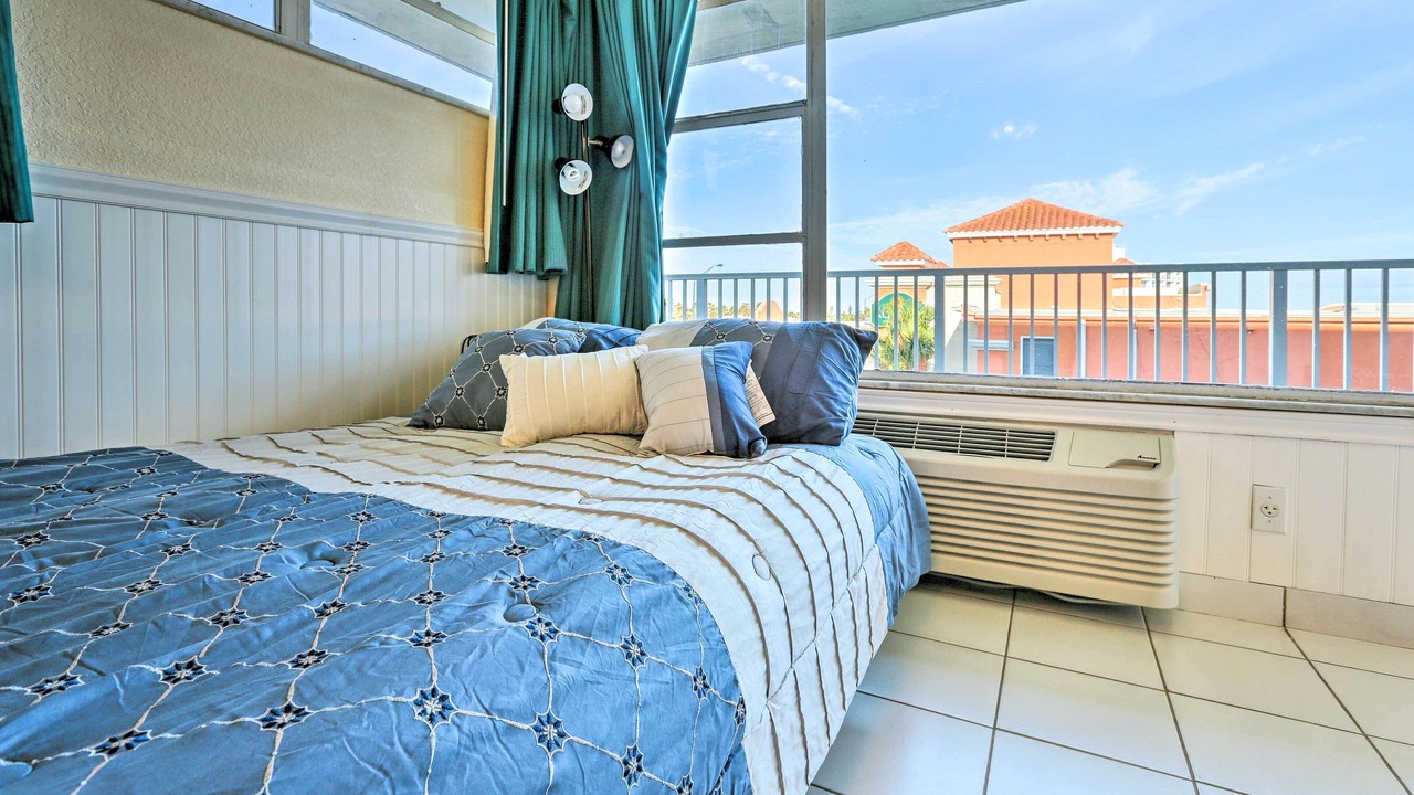 Photo of Bedroom in East Daytona