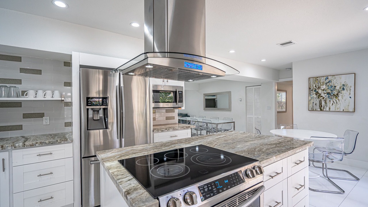 Photo of Kitchen in Hollywood Lakes