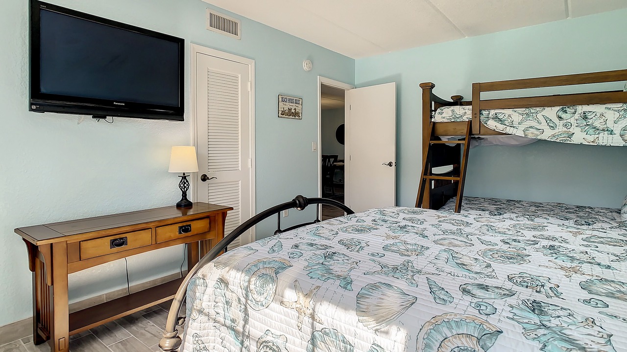 Photo of Bedroom in Belleair Beach