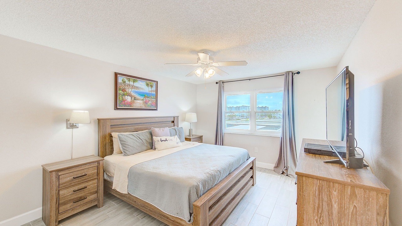 Photo of Bedroom in North Redington Beach