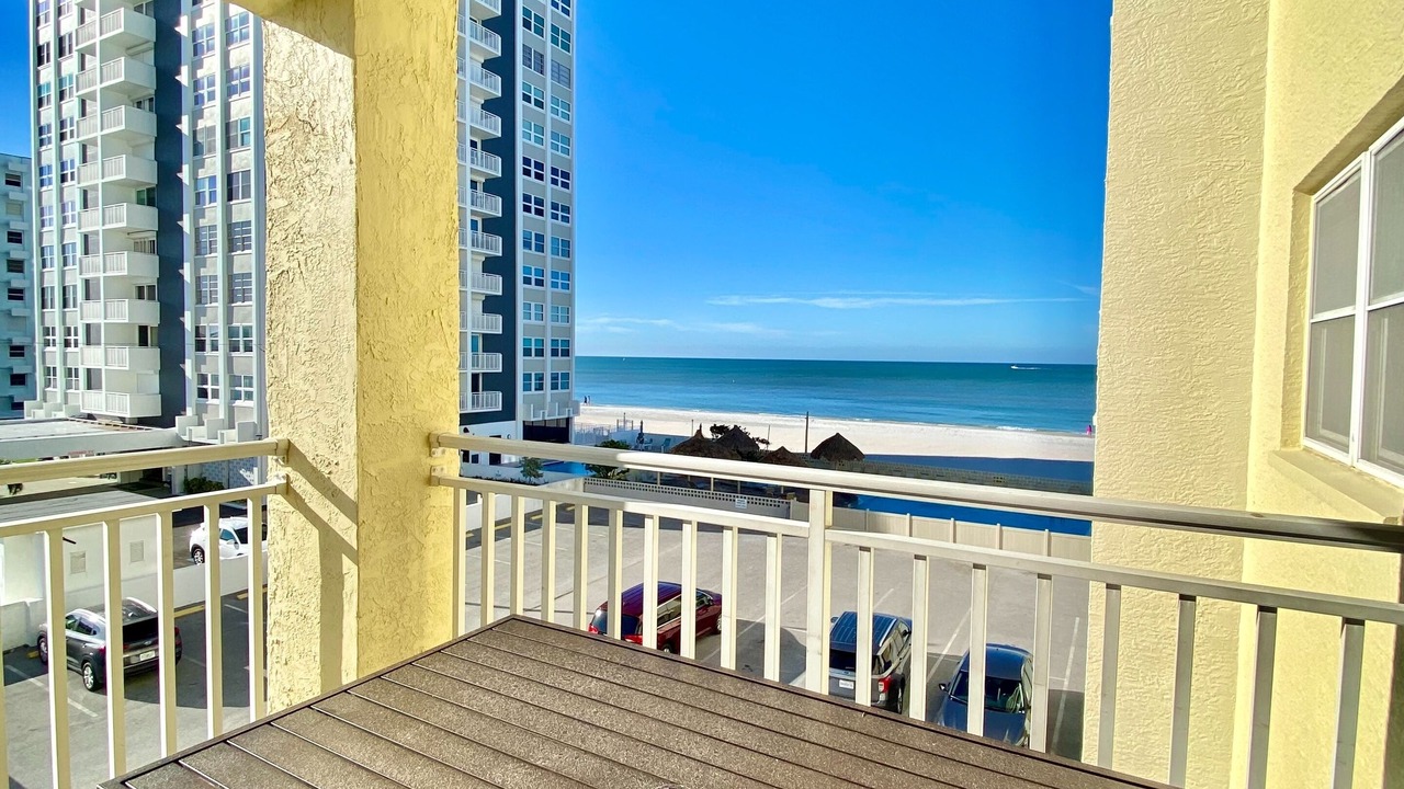Photo of Patio Balcony in North Redington Beach