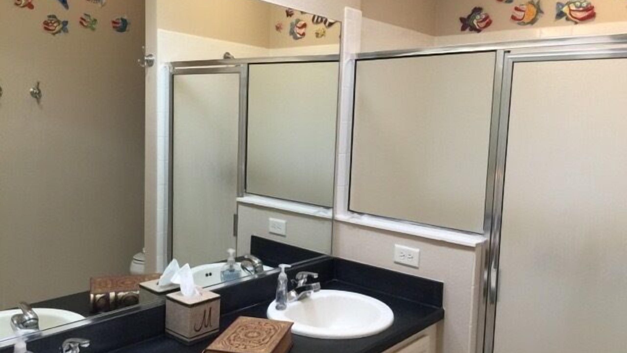 Photo of Bathroom in Virginia Trace