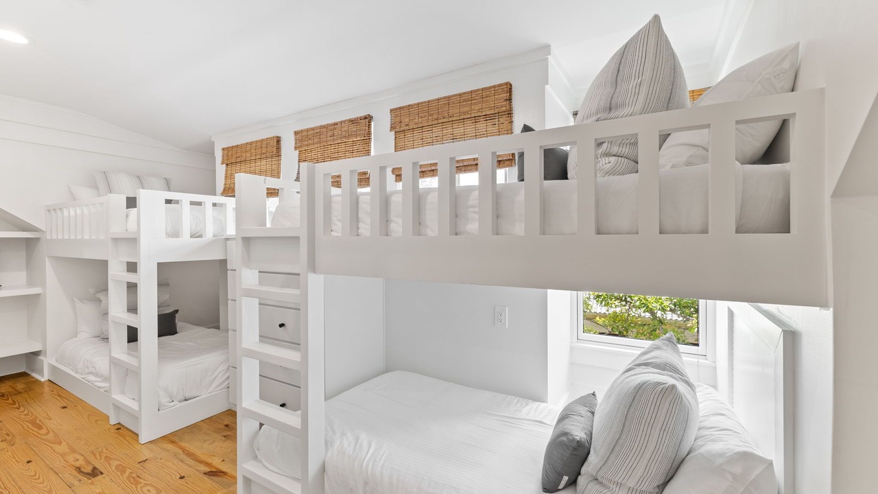 Photo of Bedroom in Cottage District