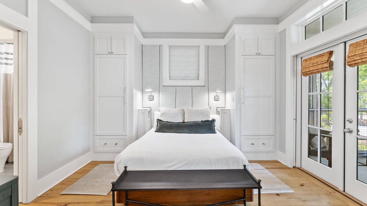 Photo of Bedroom in Cottage District