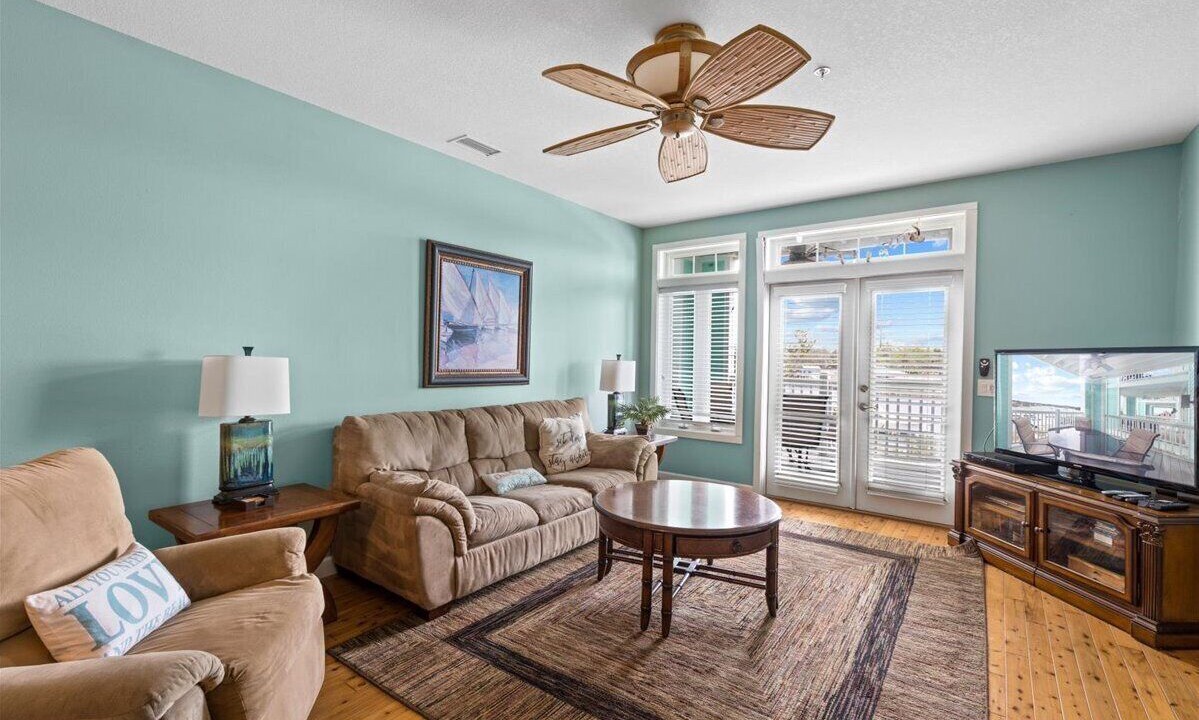 Photo of Livingroom in Steinhatchee